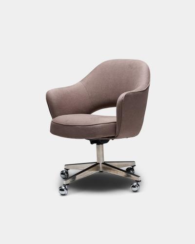 Eero Saarinen Executive Swivel Office Chair by Eero Saarinen for Knoll c 1950