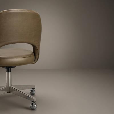 Eero Saarinen Knoll Saarinen Executive Armless Chair in Olive Leather Stainless Steel Base