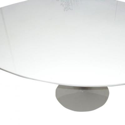 Eero Saarinen Knoll Saarinen Table with Custom Ice White Ceramic Top