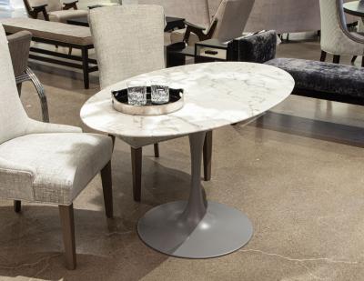 Eero Saarinen Modern Oval Marble Top Table in the Style of Eero Saarinen Pedestal Table