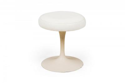 Eero Saarinen Pair of Finnish Eero Saarinen for Knoll International Swivel Tulip Stools