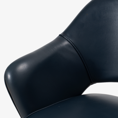 Eero Saarinen Saarinen Executive Arm Chair in Leather by Eero Saarinen for Knoll Swivel Base