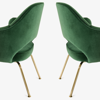 Eero Saarinen Saarinen Executive Arm Chairs in Emerald Velvet 24k Gold Edition