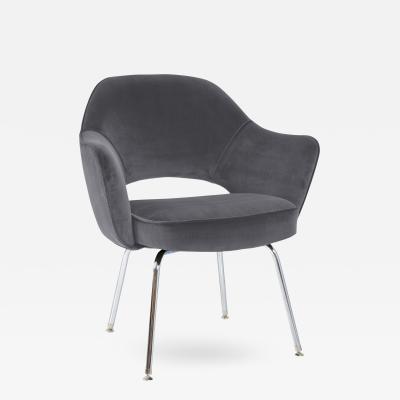 Eero Saarinen Saarinen Executive Armchair in Gunmetal Grey Velvet