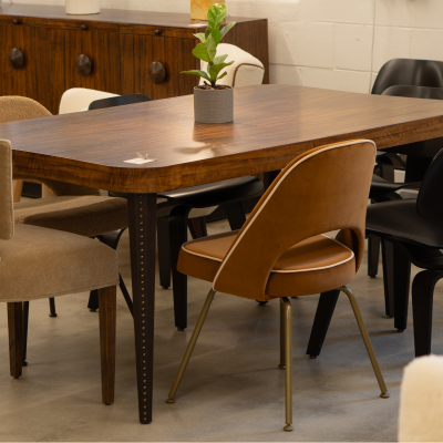 Eero Saarinen Saarinen Executive Armless Chairs in Cognac Cr me Velvet with Oro Gold Legs