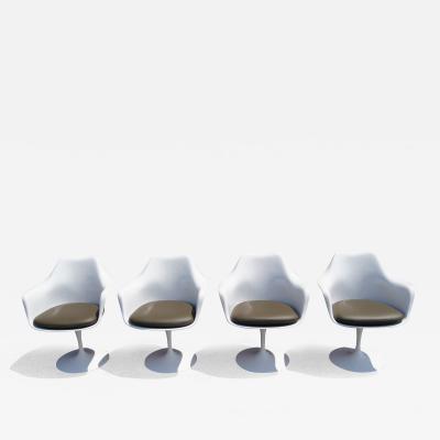 Eero Saarinen Set of Four Tulip Armchairs by Eero Saarinen for Knoll
