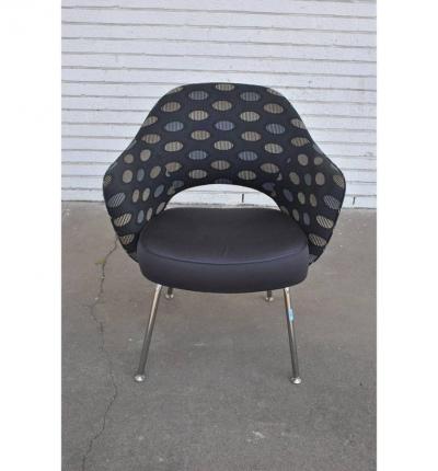 Eero Saarinen Set of Six Mid Century Modern Eero Saarinen Executive Armchairs for Knoll
