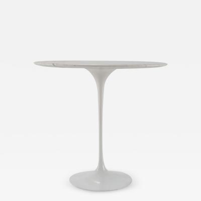Eero Saarinen Side table by Eero Saarinen for Knoll