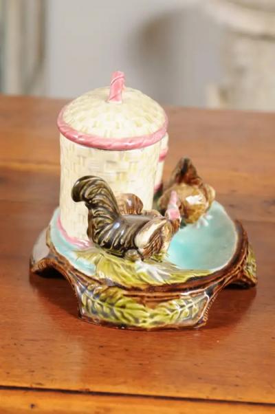 Eichwald Majolica Tobacco Jar with Roosters Pecking the Ground circa 1870