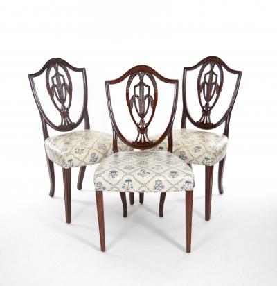Eight Antique Hepplewhite Carved Mahogany Prince of Wales Dining Side Chair