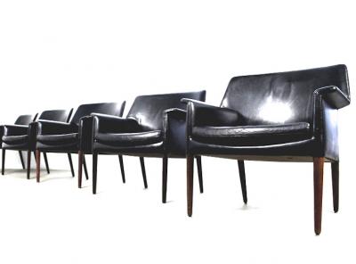 Ejner Larsen Aksel Bender Madsen Aksel Bender Madsen Ejner Larsen exceptional set of 4 chairs