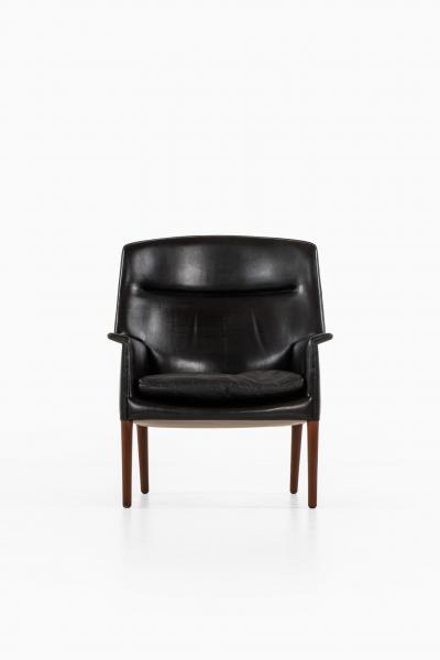 Ejner Larsen Aksel Bender Madsen Armchair Easy Chair Produced by Cabinetmaker Willy Beck