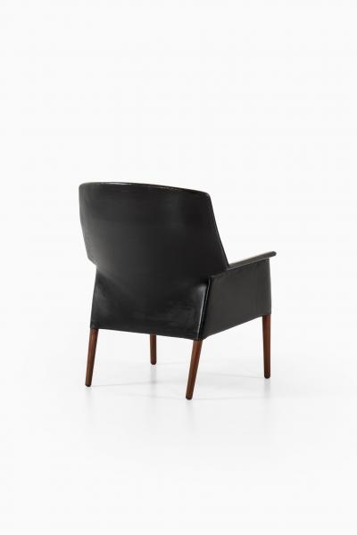 Ejner Larsen Aksel Bender Madsen Armchair Easy Chair Produced by Cabinetmaker Willy Beck