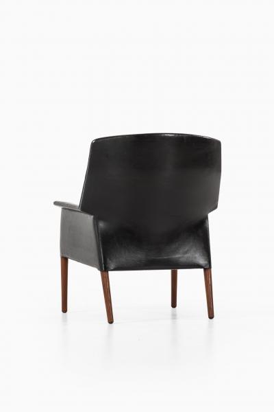 Ejner Larsen Aksel Bender Madsen Armchair Easy Chair Produced by Cabinetmaker Willy Beck