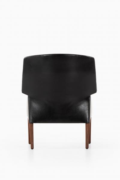Ejner Larsen Aksel Bender Madsen Armchair Easy Chair Produced by Cabinetmaker Willy Beck