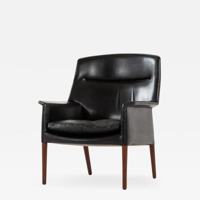 Ejner Larsen Aksel Bender Madsen Armchair Easy Chair Produced by Cabinetmaker Willy Beck