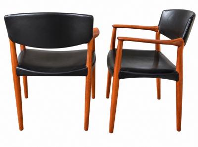 Ejner Larsen Aksel Bender Madsen Ejner Larsen Aksel Bender Madsen Teak Captain Chairs 1950