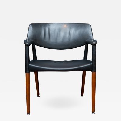 Ejner Larsen Aksel Bender Madsen Ejner Larsen Askel Bender Madsen Lounge Chair for Willy Beck