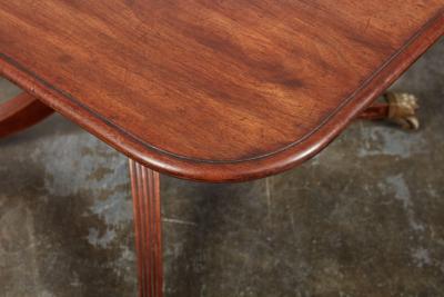 Elegant Georgian Mahogany Dining Table