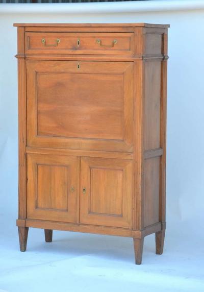Elegant Louis XVI Cherrywood Secr taire Cabinet