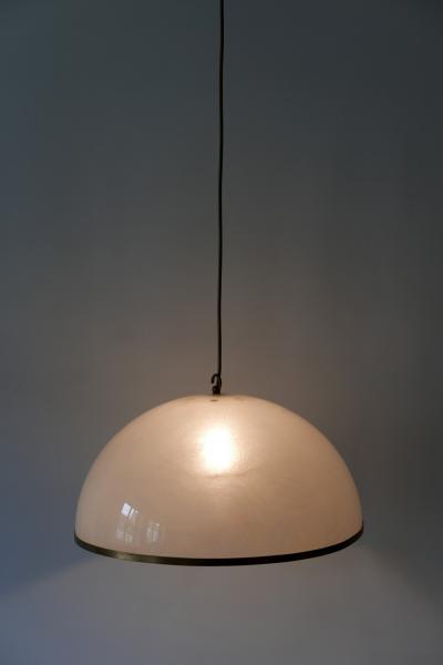 Elegant Mid Century Modern Textured Lucite Pendant Lamp or Hanging Light 1970s