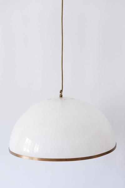 Elegant Mid Century Modern Textured Lucite Pendant Lamp or Hanging Light 1970s