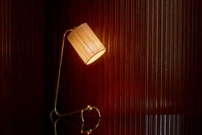 Elegant Mid Century Table Lamp in Brass 1960s