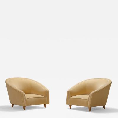 Elegant Pair of Italian Armchairs 