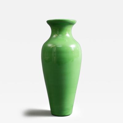 Elegant Peking Glass Vase