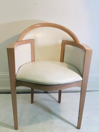 Elegant Set of 4 Italian Chairs with Great Design