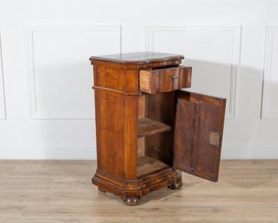 Elegant Venetian Urn Shaped Bedside Cabinet with Kneeler Mid 18th Century