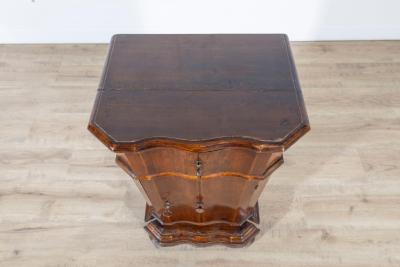Elegant Venetian Urn Shaped Bedside Cabinet with Kneeler Mid 18th Century