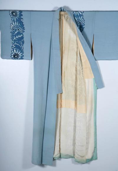 Elegant Vintage Japanese Silk Kimono with Shibori Band Design