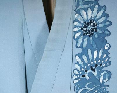 Elegant Vintage Japanese Silk Kimono with Shibori Band Design