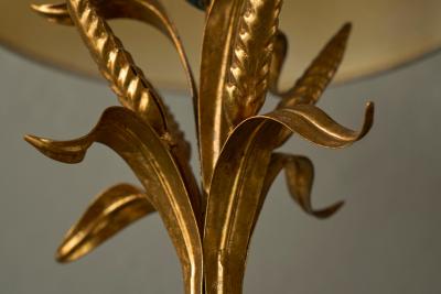 Elegant Wheat Themed Table Lamp in Gilt Metal Italy Mid 20th Century