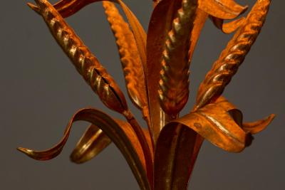 Elegant Wheat Themed Table Lamp in Gilt Metal Italy Mid 20th Century