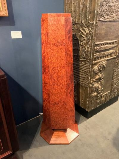 Elegant french Art Deco period burled wood pedestal