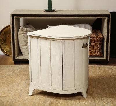 Elio Demilune Cabinet