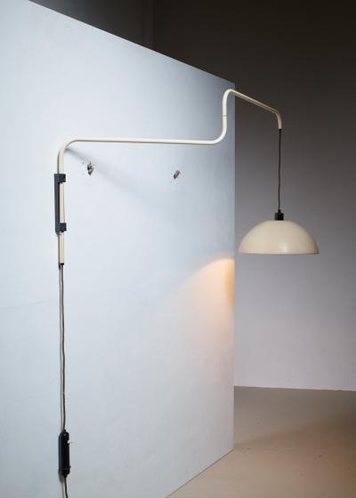 Elio Martinelli Elio Martinelli Swiveling Height Adjustable Wall Lamp 1960s