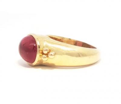 Elizabeth Locke Elizabeth Locke Cabochon Tourmaline Ring