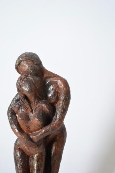 Embracing couple ceramic sculpture 1930s 