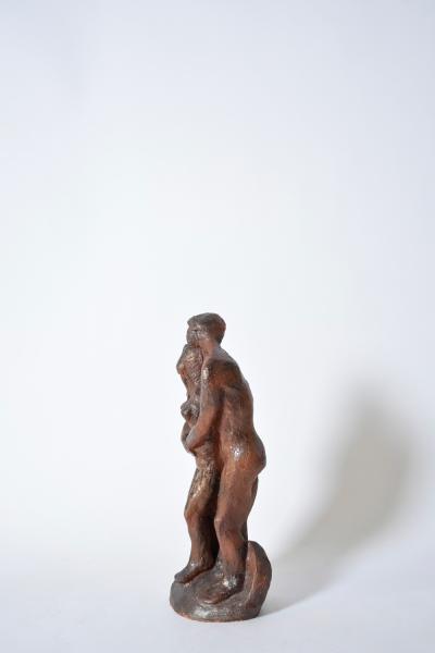 Embracing couple ceramic sculpture 1930s 