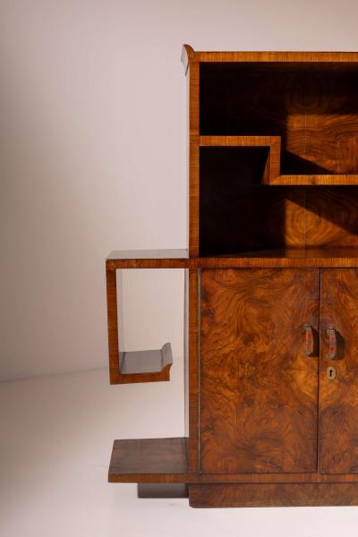 Emilio Lancia Emilio Lancia display cabinet in walnut and walnut burl Italy 1930s