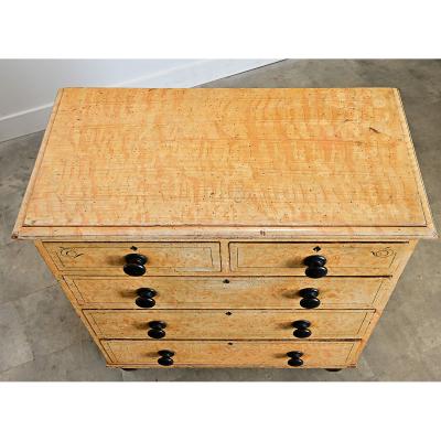English 19th Century Chest of Drawers