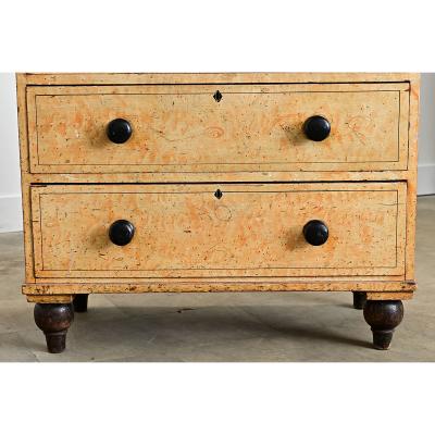English 19th Century Chest of Drawers