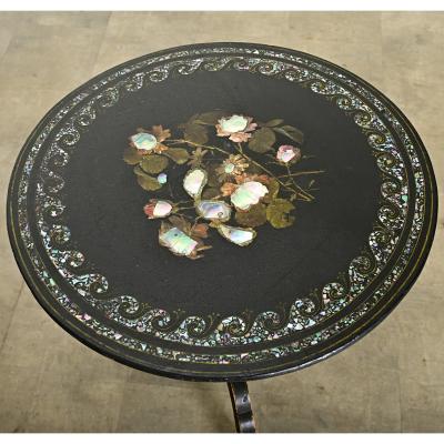 English 19th Century Ebonized Tilt top Tea Table