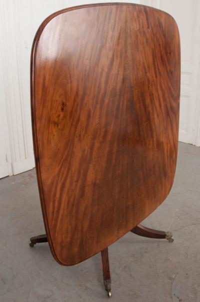 English 19th Century Mahogany Tilt Top Center Table