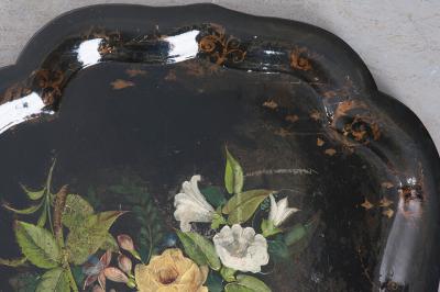 English 19th Century Papi r M ch Gilt and Painted Tray