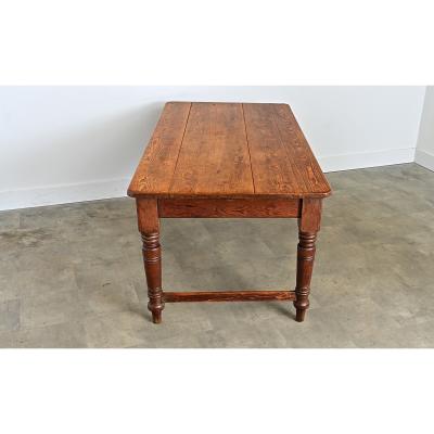 English 19th Century Pine Farmhouse Table