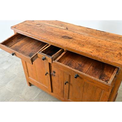 English 19th Century Rustic Painted Buffet